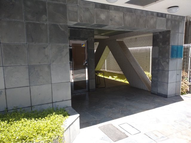 アクアリガーレ西日暮里ウエスト エントランス