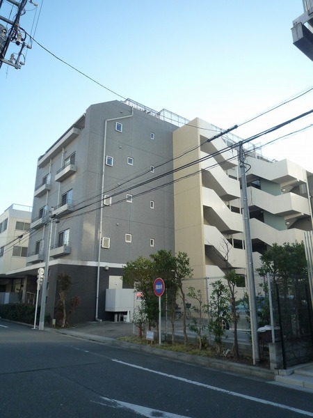 セレニティ久が原602号室 外観