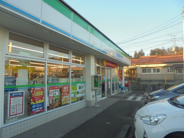 ヴィンテージハウス　青梅 【コンビニエンスストア】ファミリーマート 海田岩蔵街道店まで185ｍ