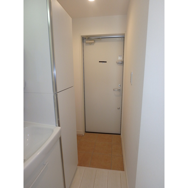 Ｏｗｌ　堀切201号室 玄関