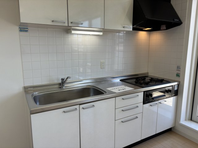 ＫＥＮＺＯ　ＨＡＵＳ　ｙｏｋｏｄａｉ グリル付システムキッチン