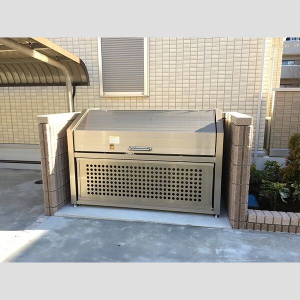 サニーフラット101号室 入居者専用ゴミ置き場