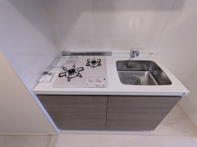 ケイディーエックスレジデンス原木中山0107号室 キッチン