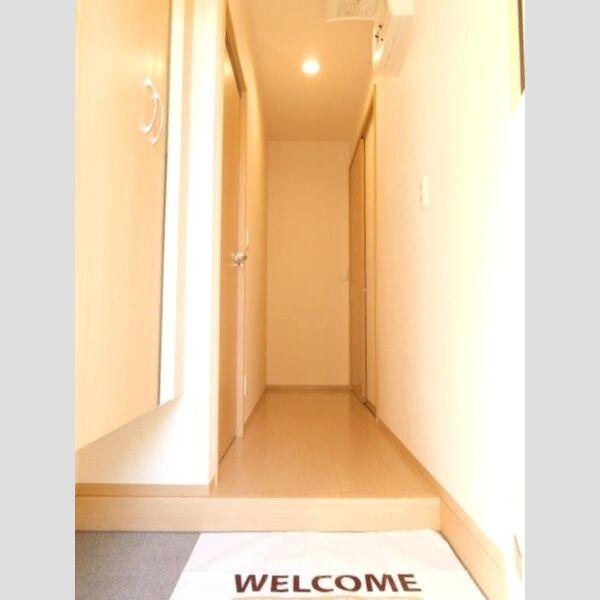 アリエッタ南町103号室 玄関