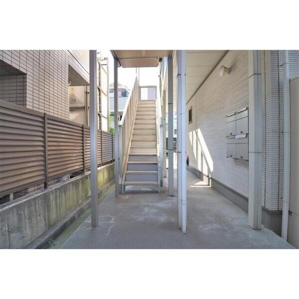 BLOOM　HEIM202号室 エントランス