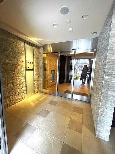 オープンレジデンシア文京本駒込 エントランス