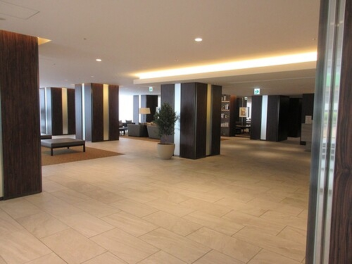 津田沼　ザ・タワー10階 ロビー