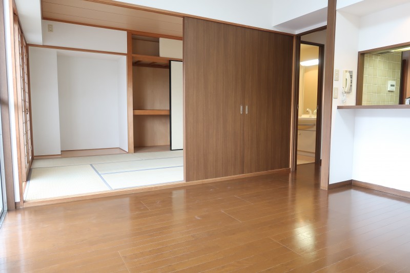 Ｔ’ｓ　ｇａｒｄｅｎ稲城2階 リビング