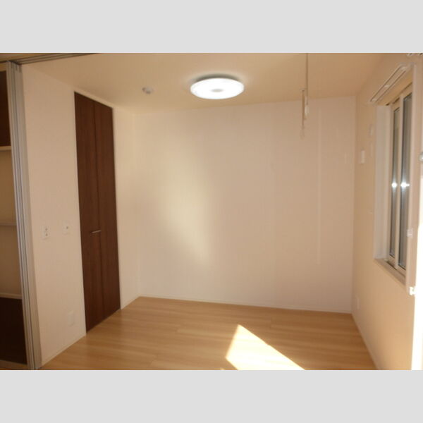 ヴィラグランデⅡ106号室 洋室