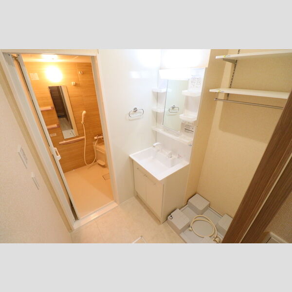 Plum tree garden G 洗面室