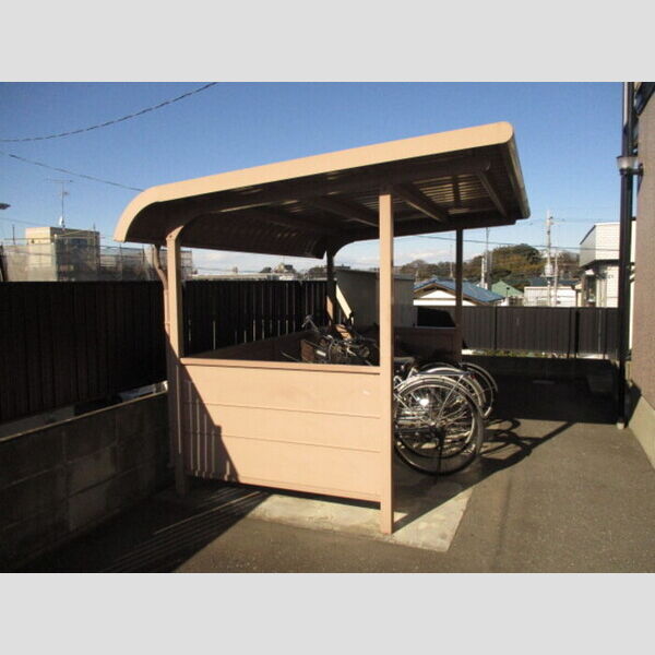 エミネンス201号室 駐輪場