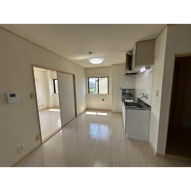 リエス大宮三橋301号室 内観