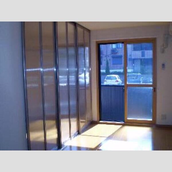 グランドパレス202号室 室内2