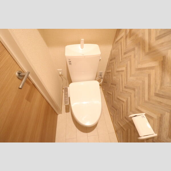 アーサー105号室 温水洗浄暖房便座トイレ