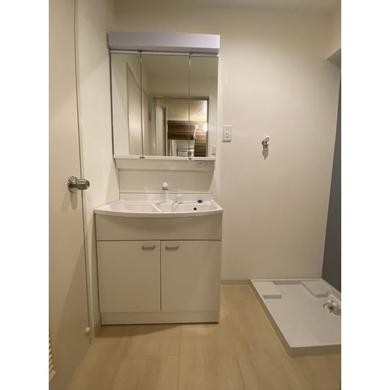 ロイヤルフラット野毛山壱番館703号室 お風呂