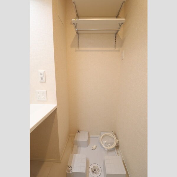 クレール緑301号室 洗濯機置き場