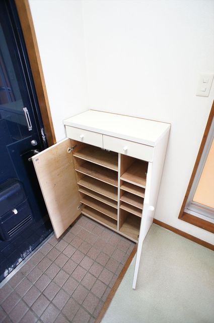 ビラおゆみ野0301号室 下駄箱もあります