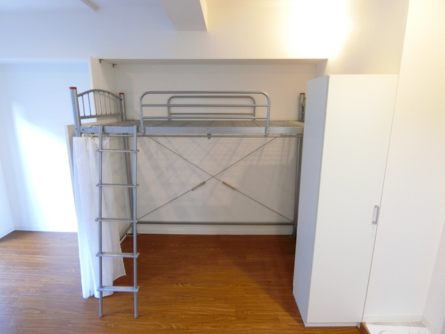 Ｗｅｓｔ　Ｆ．Ｙ．0303号室 リビング