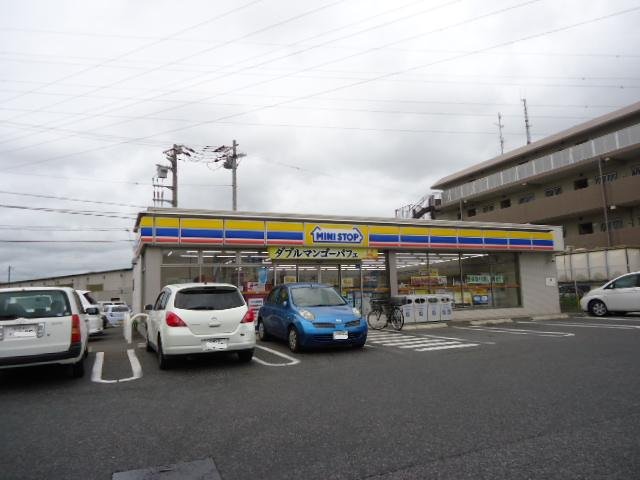 ティアラ ミニストップ千葉都町店まで433ｍ