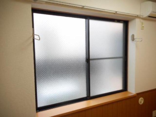 レルシア光が丘公園0103号室 室内干し