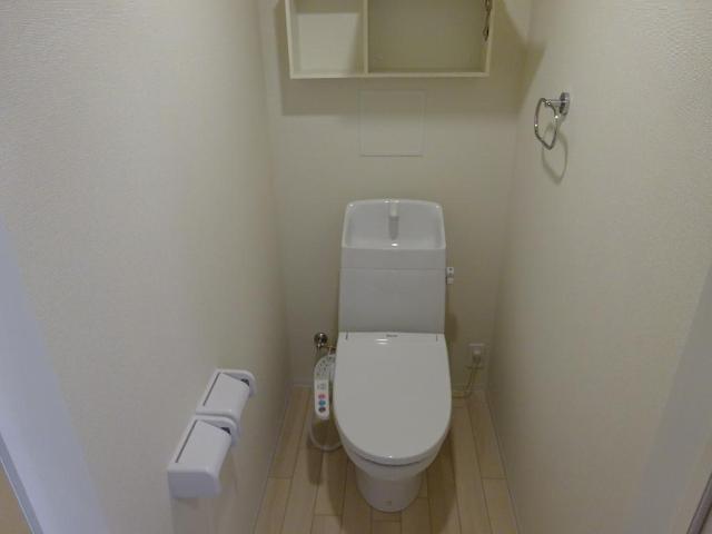 エル・クーレ201号室 シャワー付トイレ