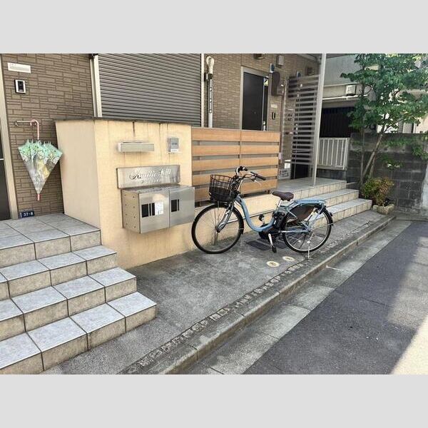 アミティエ本町 エントランス