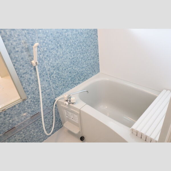 GRAND SOLEIL Ⅵ 浴室(小窓付)