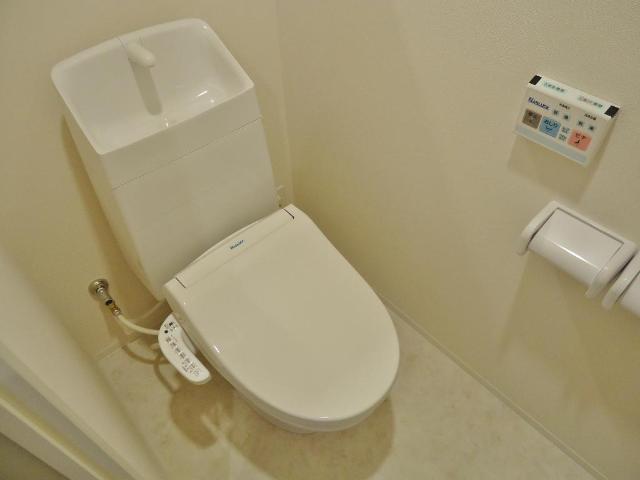 コート・ブリィス長津田 シャワー付トイレ