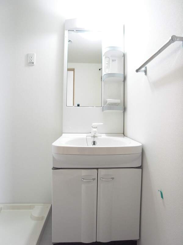 リブリ・Yotsuya2階 洗面