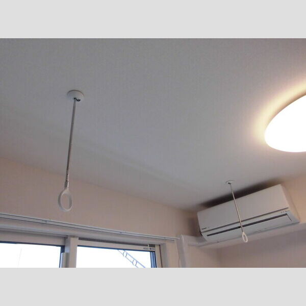 エヴァーラスティング千葉302号室 室内物干し