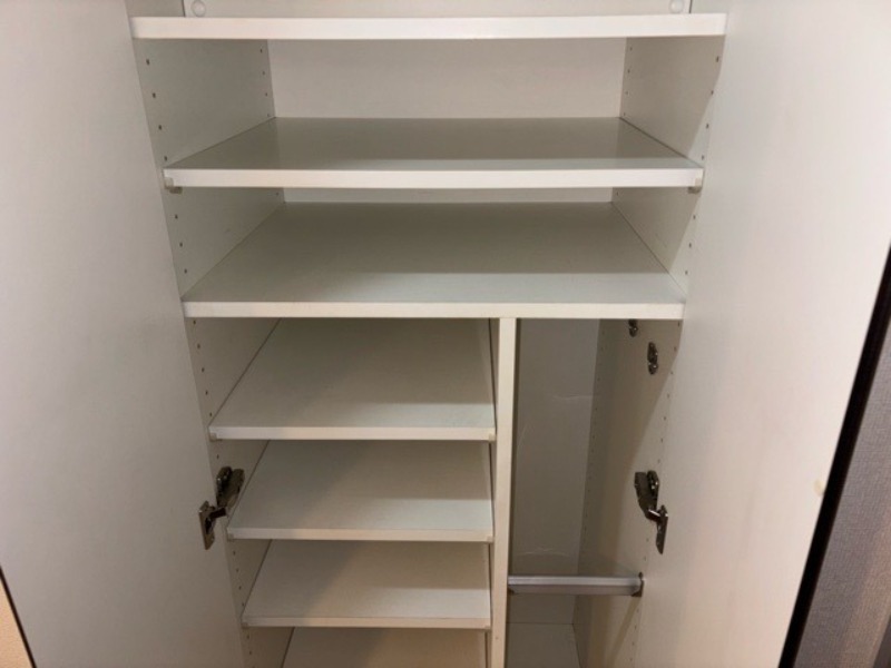 レグラス横浜吉野町 下足入れ