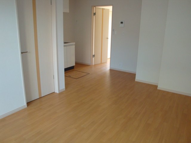 アムール リビング