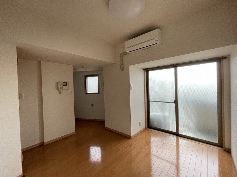 スカイコート神楽坂壱番館5階 リビング