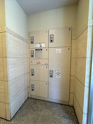 ドルチェ銀座東・壱番館6階 宅配BOX　※2024年8月撮影