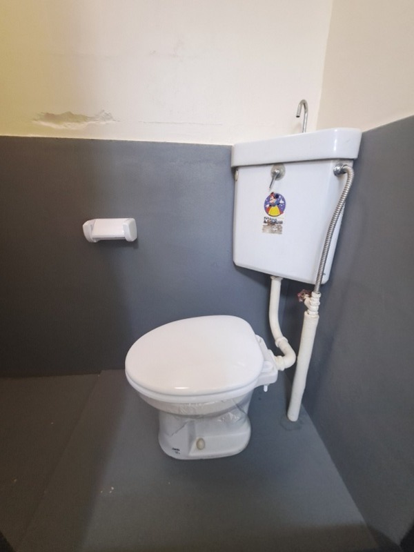 泉屋ビル3階 トイレ