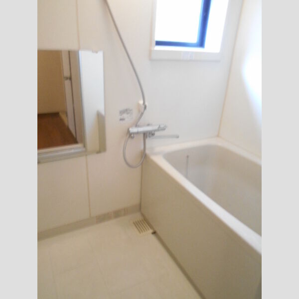 ボヌール・エム101号室 バス