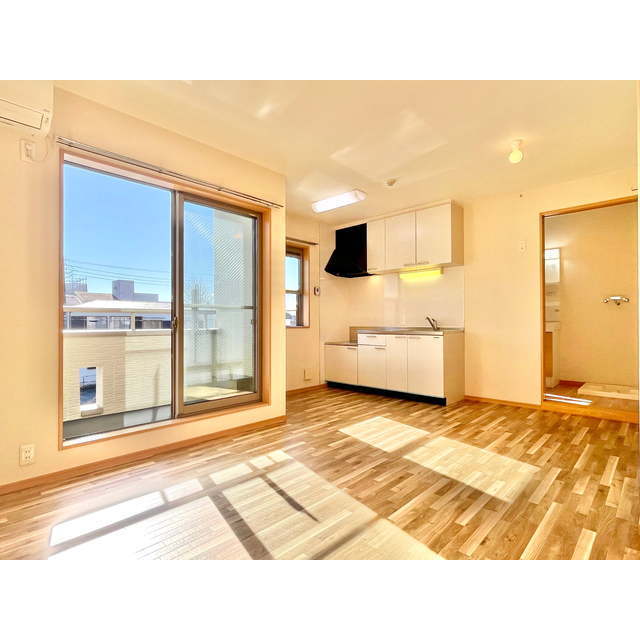 エスコート湘南 ☆洋室10.7帖