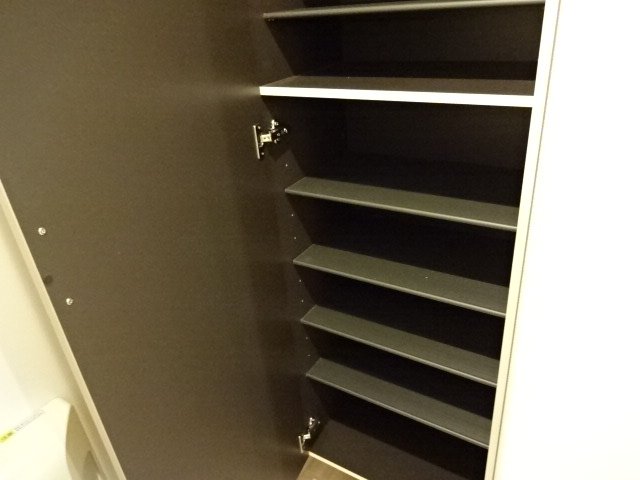 Ｂｌｕｍｅ　Ｉｓｈｉｋａｗａ　-ブルーメ石川- 下駄箱