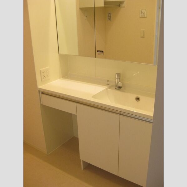 エムズ　コート 洗面