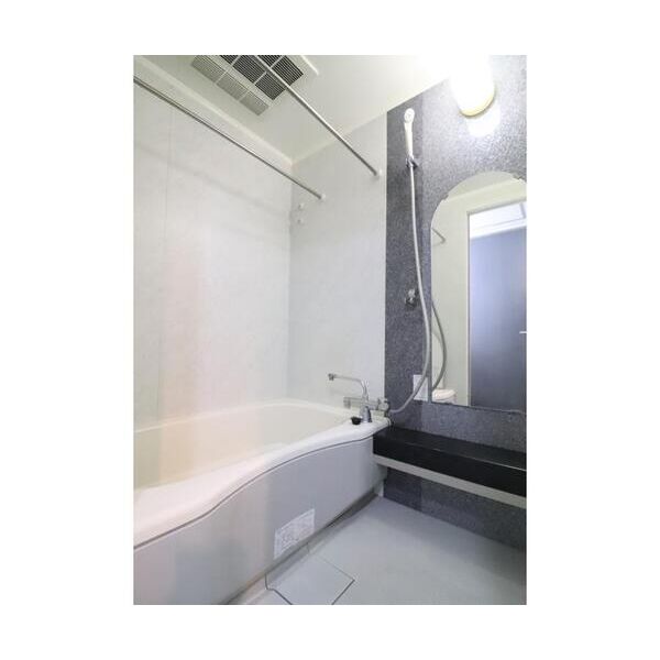2232フレグランスアベニュー305号室 お風呂