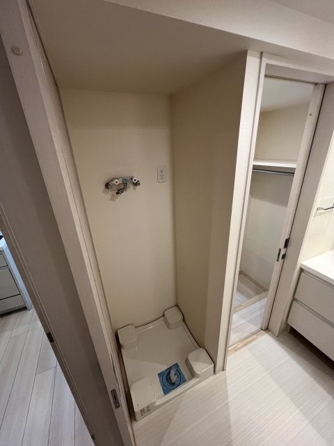 ロワール西荻北1階 室内洗濯機置場