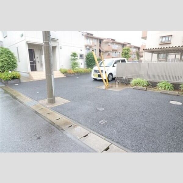 D-court西初石　Ⅲ 駐車場