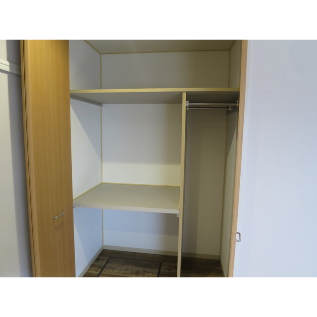 イーグルヒロ1階 内観