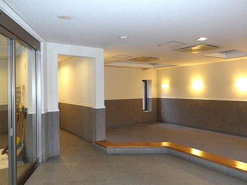 ライオンズマンション高砂第５6階 ロビー　※2025年2月撮影