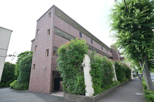 ヴァンシャルマンＯＺ2階 外観