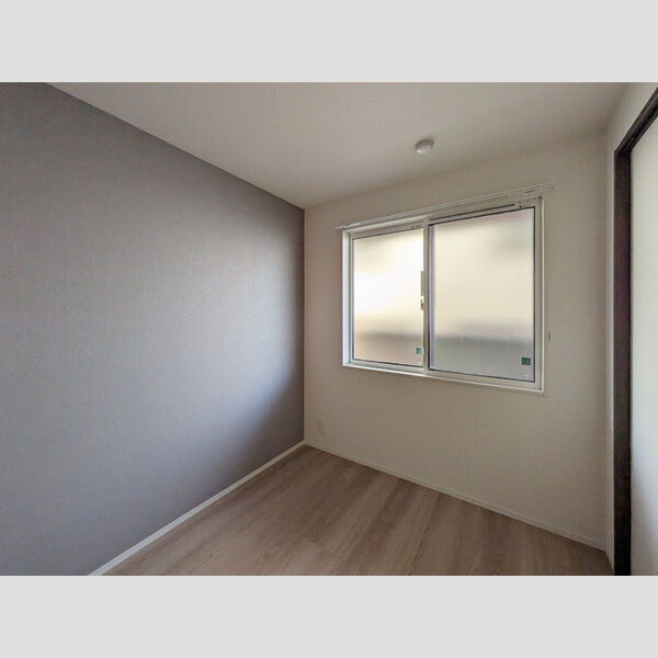 セレスティア白鳥205号室 洋室4.1帖