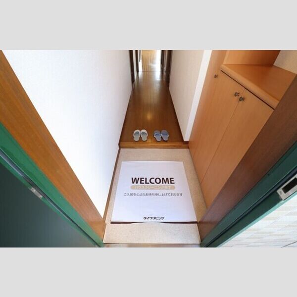 アバンドーネ高橋306号室 玄関