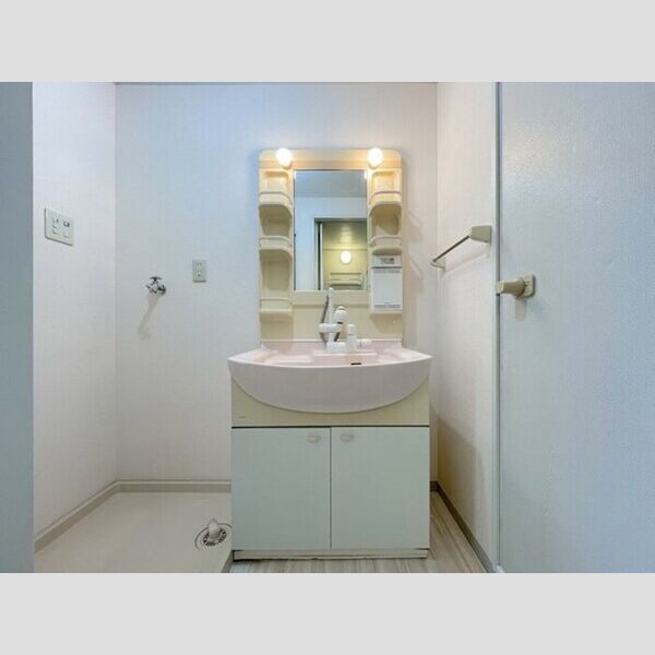 メゾンクレール　四番館 洗髪洗面化粧台