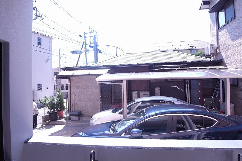 ヴァンベール横浜鶴見 バルコニー