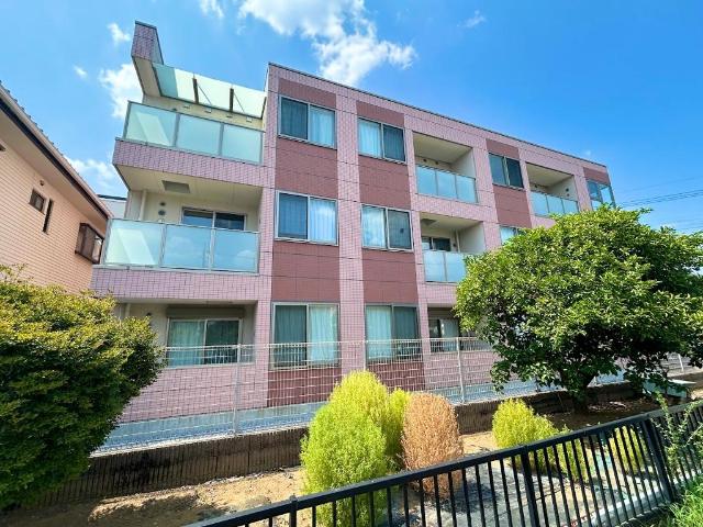 リヴァージュ登戸 外観写真（昼）